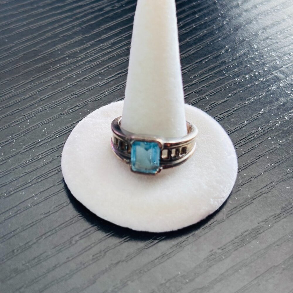 VINTAGE Sterling Silver Blue Emerald Cut Ring 925